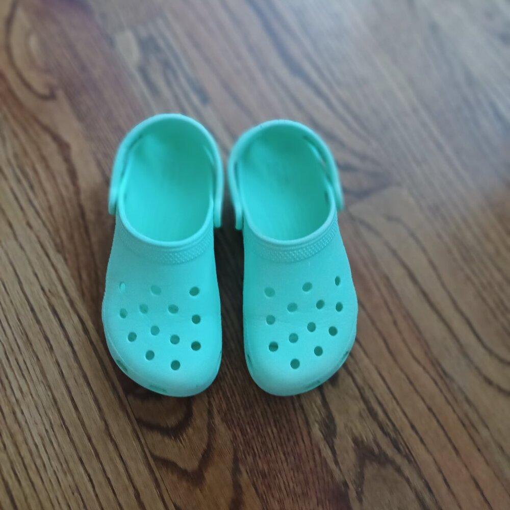 Mint Crocs Size 13